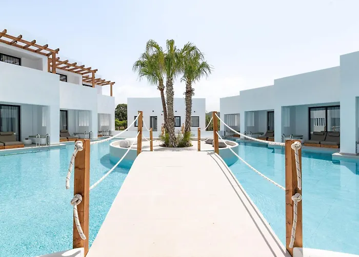 Martini Boutique Hotel *